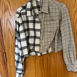 Split cropped flannel